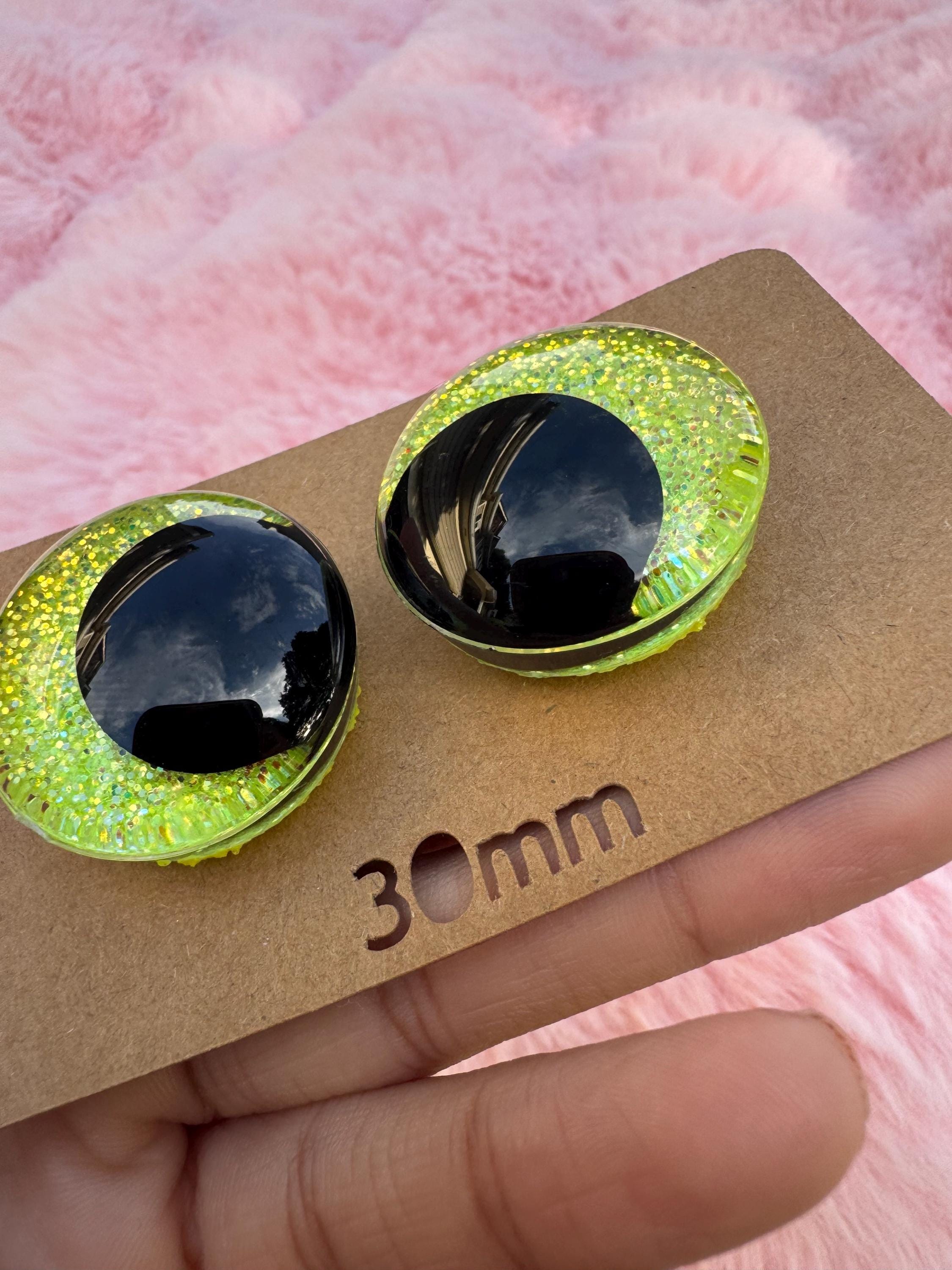Exorcism Hand-Painted Safety Eyes - Kawaii Amigurumi Crochet (20-40mm)