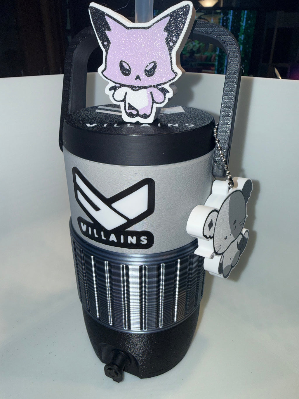 Villains Can Cooler 16oz