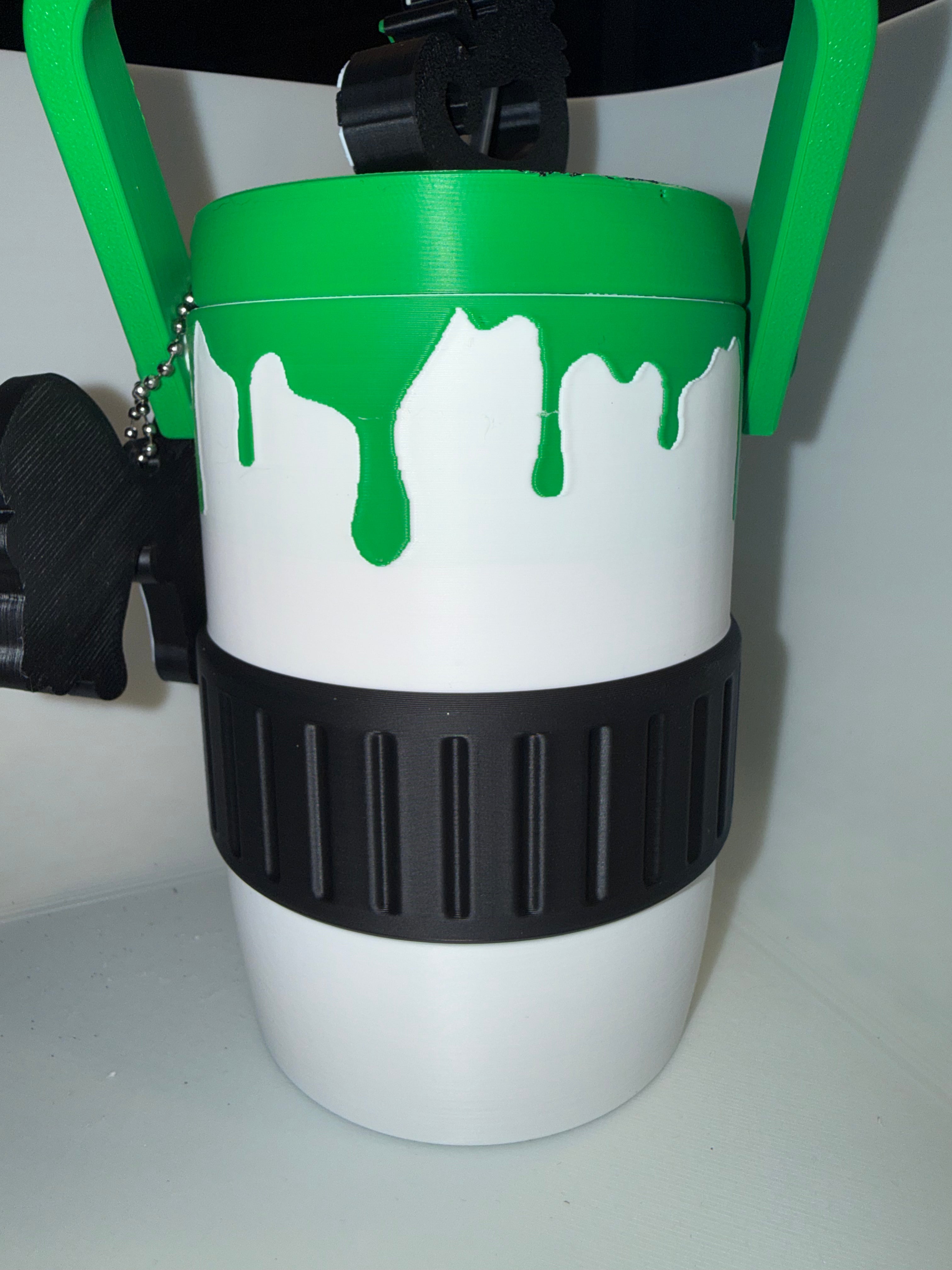 Beetlejuice Can Cooler -12oz regular