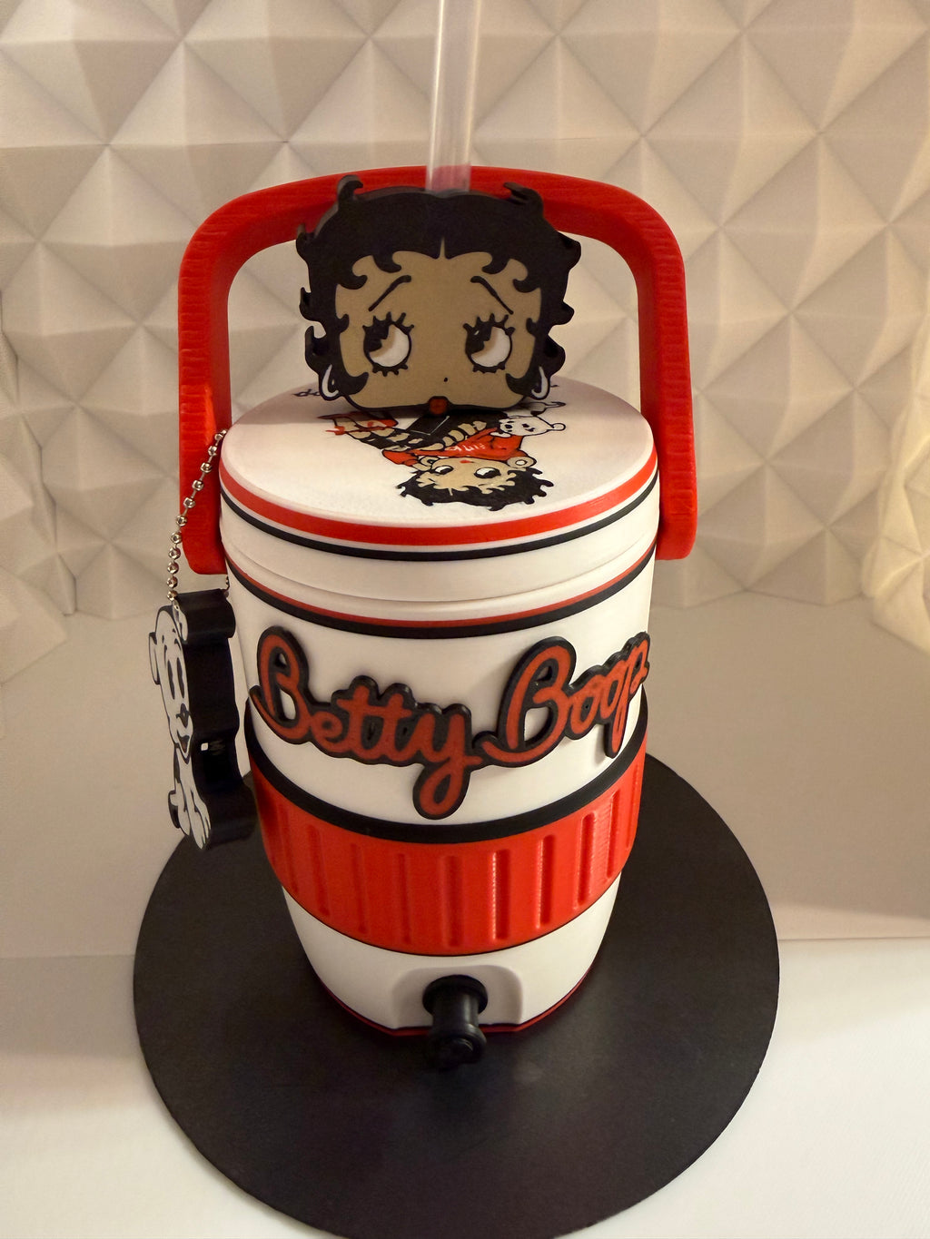 Ms. Betty Can Holder