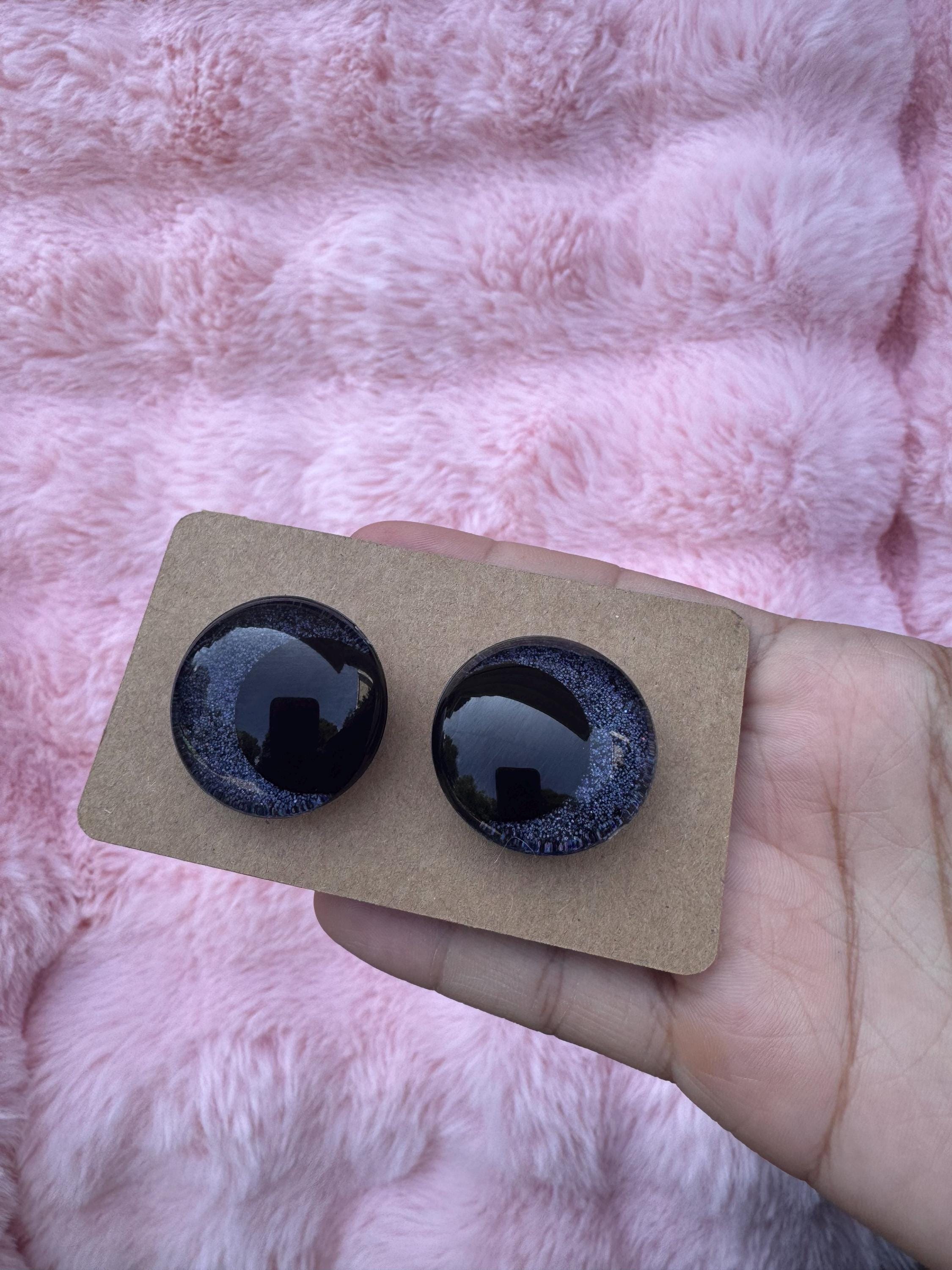 BLACK - Hand Painted Safety Eyes: Amigurumi Crochet Tools (18-40mm, Black/Red/White Pupil)
