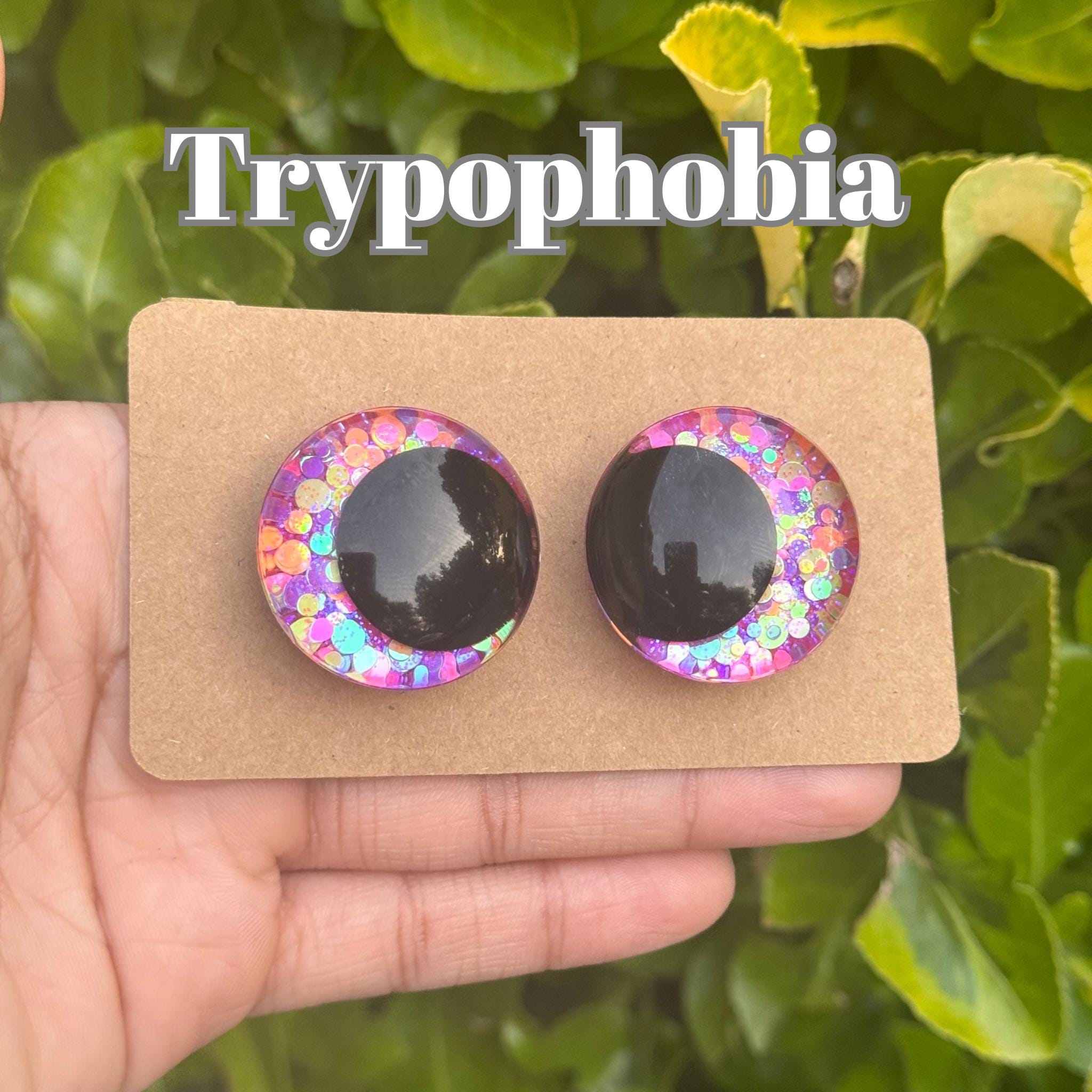 Trypophobia - Hand Painted Safety Eyes: Amigurumi Crochet Tools (20-40mm, Black/Red/White Pupil)
