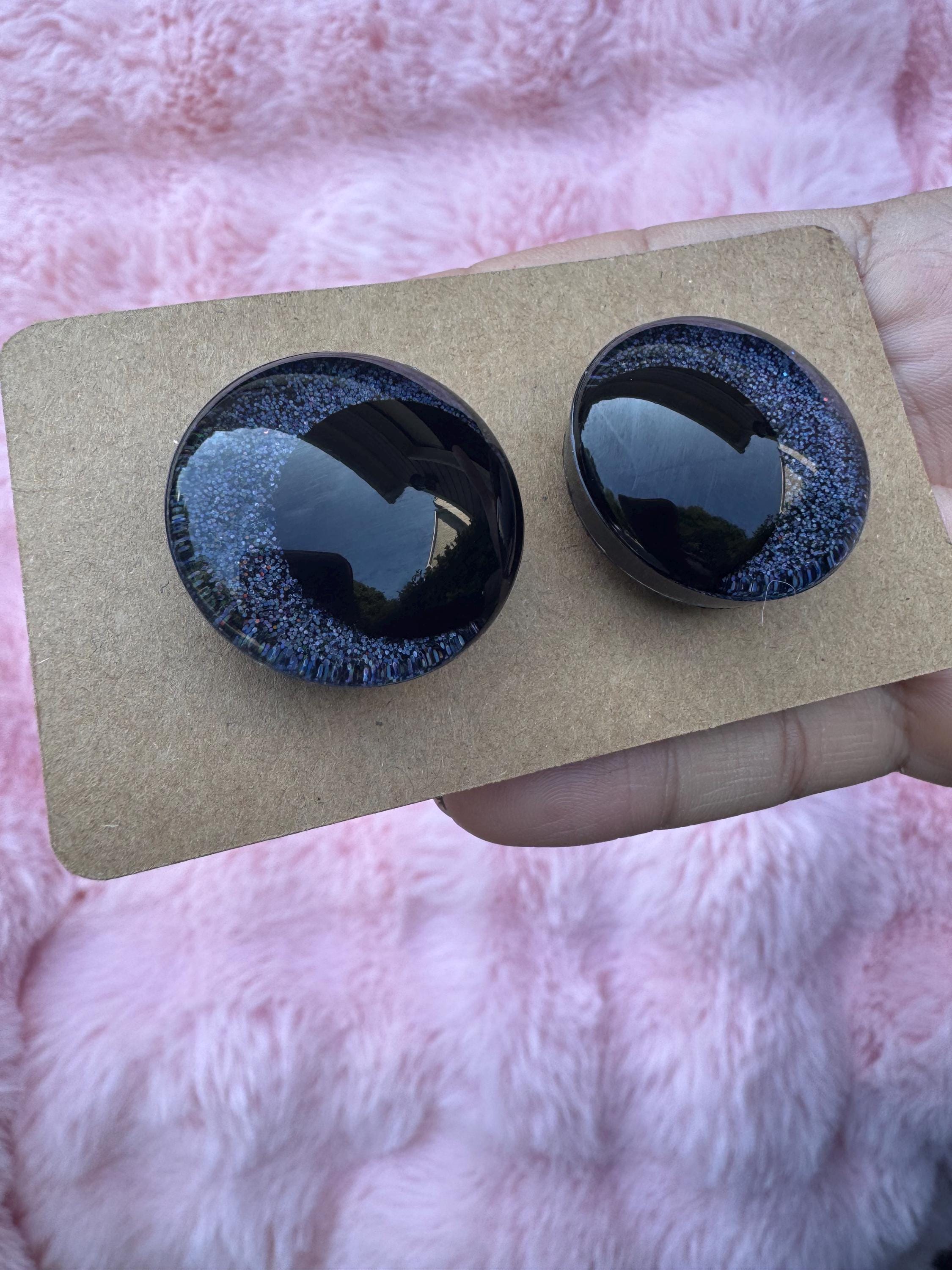 BLACK - Hand Painted Safety Eyes: Amigurumi Crochet Tools (16-40mm, Black/Red/White Pupil)