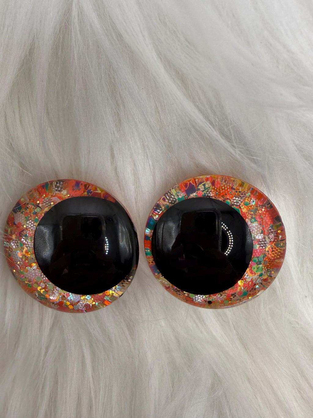 Georgia Peach - Hand Painted Safety Eyes: Amigurumi Crochet Tools (20-40mm, Black/Red/White Pupil)