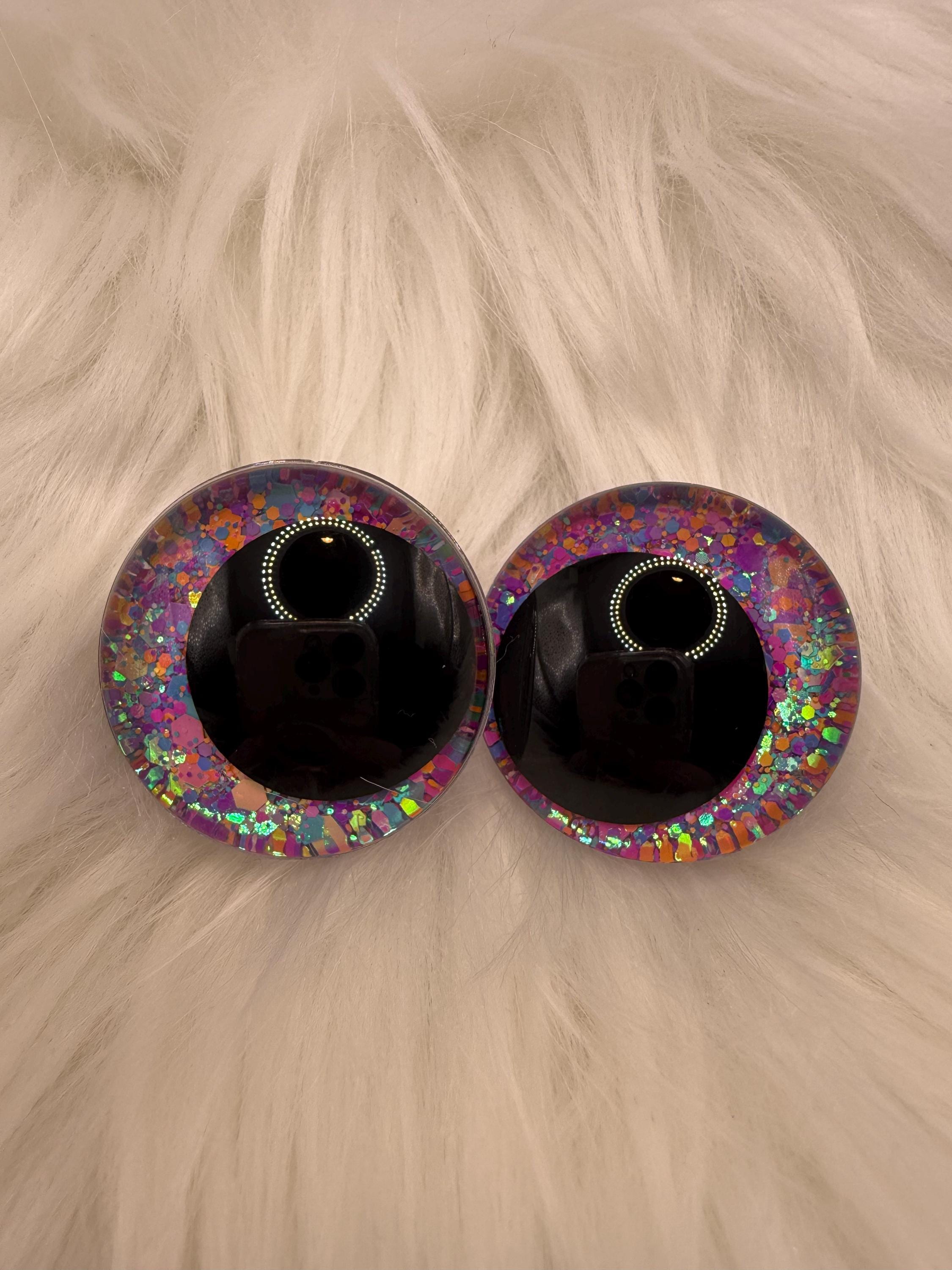 Jawbreaker - Hand Painted Safety Eyes: Amigurumi Crochet Tools (20-40mm, Black/Red/White Pupil)