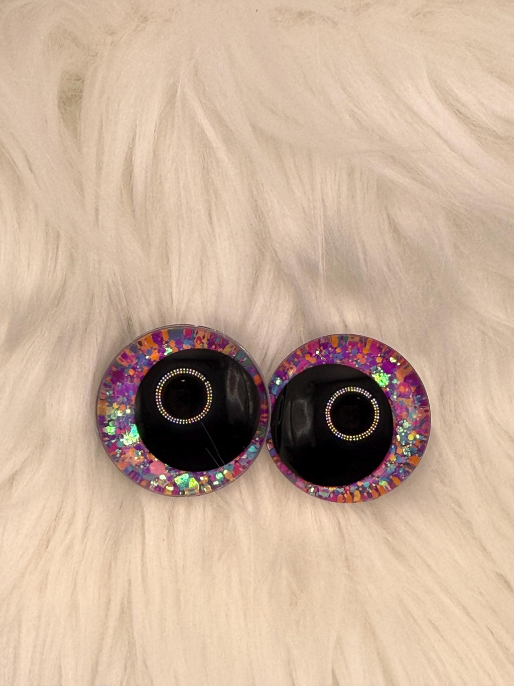 Jawbreaker - Hand Painted Safety Eyes: Amigurumi Crochet Tools (20-40mm, Black/Red/White Pupil)