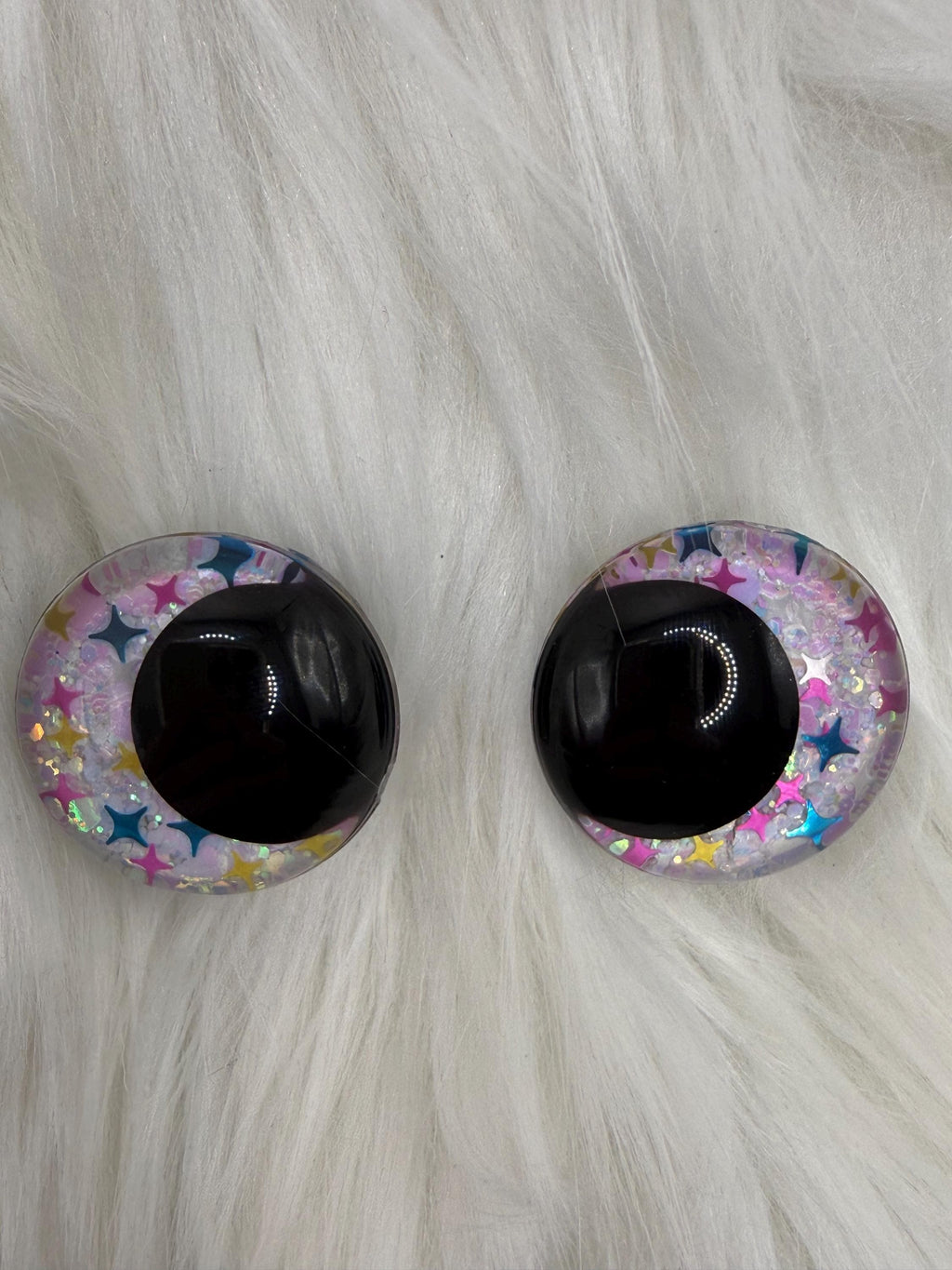 Illusionist - Hand Painted Safety Eyes: Amigurumi Crochet Tools (20-40mm, Black/Red/White Pupil)