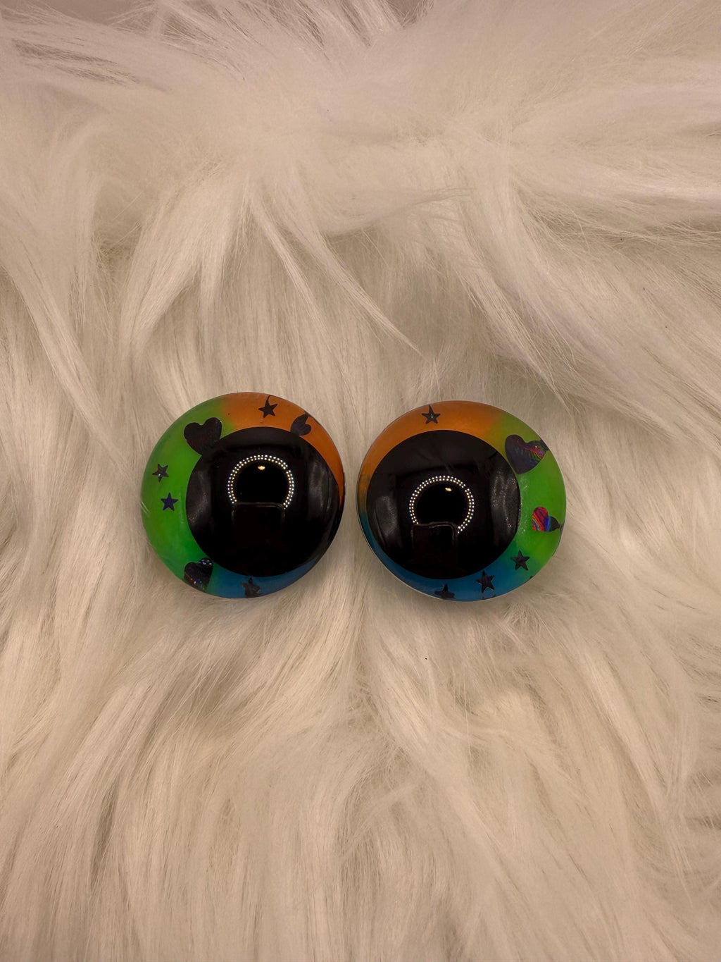 Narcissist - Hand Painted Safety Eyes: Amigurumi Crochet Tools (20-40mm, Black/Red/White Pupil)